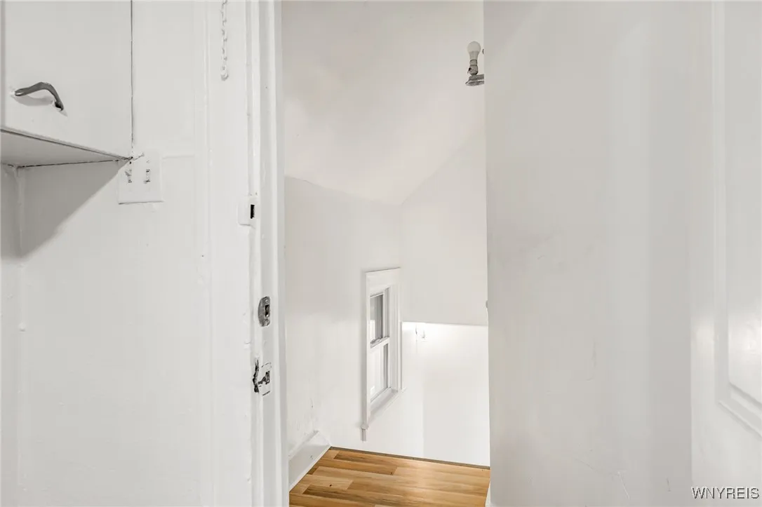 947 Walden Avenue, Buffalo, New York 14211, Buffalo, New York 14211, 5 Bedrooms Bedrooms, 10 Rooms Rooms,2 BathroomsBathrooms,Residential,Closed,947 Walden Avenue, Buffalo, New York 14211,0,B1582360