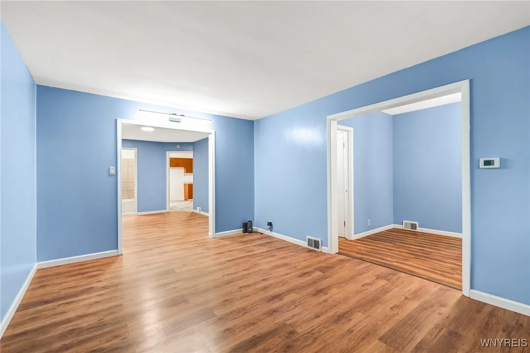 947 Walden Avenue, Buffalo, New York 14211, Buffalo, New York 14211, 5 Bedrooms Bedrooms, 10 Rooms Rooms,2 BathroomsBathrooms,Residential,Closed,947 Walden Avenue, Buffalo, New York 14211,0,B1582360