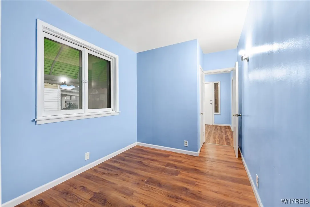 947 Walden Avenue, Buffalo, New York 14211, Buffalo, New York 14211, 5 Bedrooms Bedrooms, 10 Rooms Rooms,2 BathroomsBathrooms,Residential,Closed,947 Walden Avenue, Buffalo, New York 14211,0,B1582360