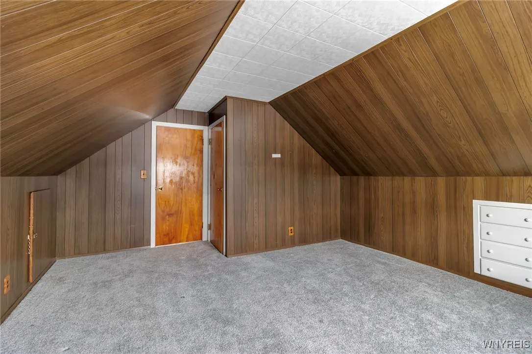88 Elsie Lane, Grand Island, New York 14072, Grand Island, New York 14072, 3 Bedrooms Bedrooms, 9 Rooms Rooms,1 BathroomBathrooms,Residential,Closed,88 Elsie Lane, Grand Island, New York 14072,0,B1582357