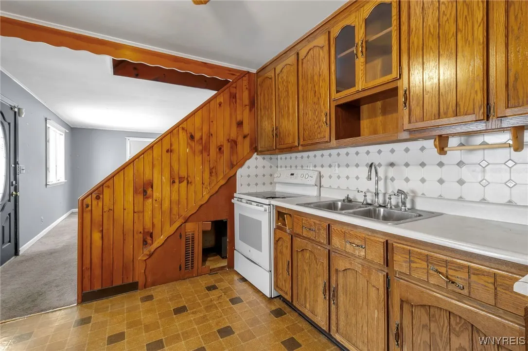 88 Elsie Lane, Grand Island, New York 14072, Grand Island, New York 14072, 3 Bedrooms Bedrooms, 9 Rooms Rooms,1 BathroomBathrooms,Residential,Closed,88 Elsie Lane, Grand Island, New York 14072,0,B1582357
