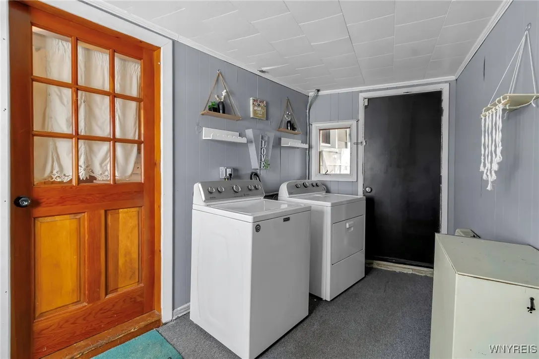 88 Elsie Lane, Grand Island, New York 14072, Grand Island, New York 14072, 3 Bedrooms Bedrooms, 9 Rooms Rooms,1 BathroomBathrooms,Residential,Closed,88 Elsie Lane, Grand Island, New York 14072,0,B1582357