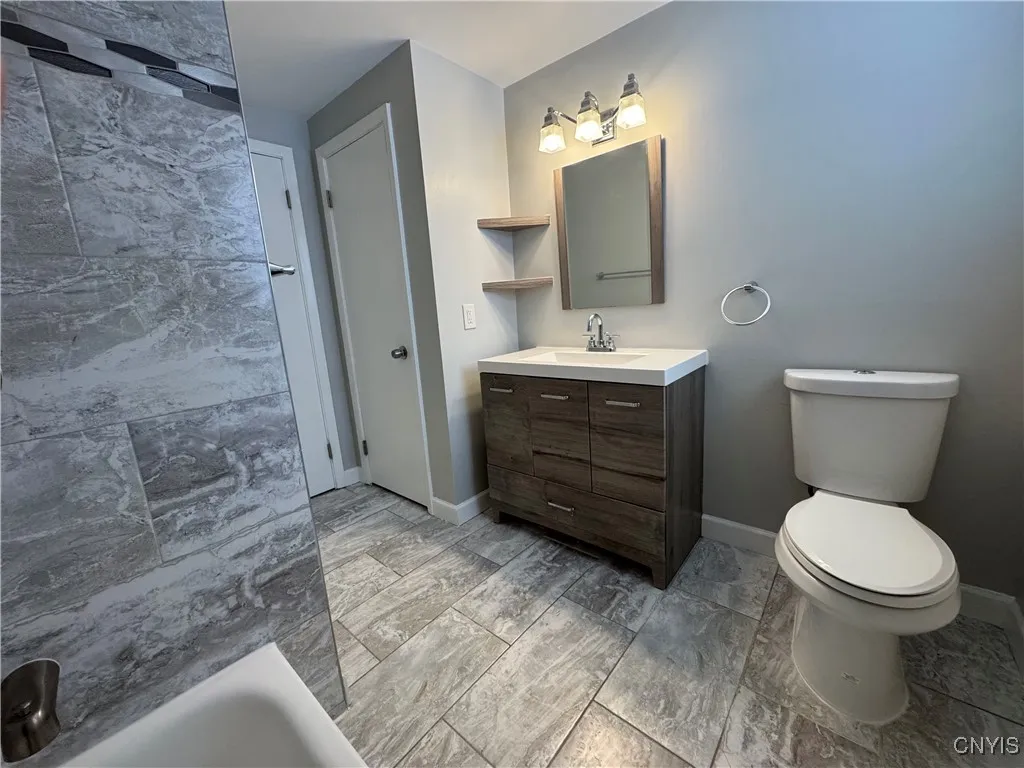 107 River Park Drive, Clay, New York 13090, Clay, New York 13090, 3 Bedrooms Bedrooms, 8 Rooms Rooms,2 BathroomsBathrooms,Residential,Closed,107 River Park Drive, Clay, New York 13090,0,S1582451