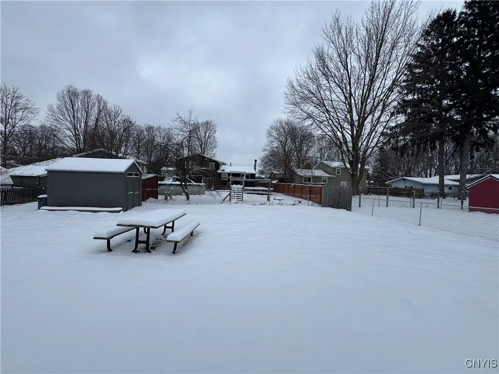 107 River Park Drive, Clay, New York 13090, Clay, New York 13090, 3 Bedrooms Bedrooms, 8 Rooms Rooms,2 BathroomsBathrooms,Residential,Closed,107 River Park Drive, Clay, New York 13090,0,S1582451