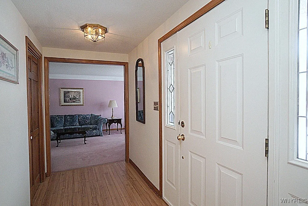 321 Daniel Drive, North Tonawanda, New York 14120, North Tonawanda, New York 14120, 4 Bedrooms Bedrooms, 8 Rooms Rooms,2 BathroomsBathrooms,Residential,Closed,321 Daniel Drive, North Tonawanda, New York 14120,0,B1582490