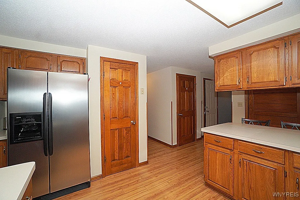 321 Daniel Drive, North Tonawanda, New York 14120, North Tonawanda, New York 14120, 4 Bedrooms Bedrooms, 8 Rooms Rooms,2 BathroomsBathrooms,Residential,Closed,321 Daniel Drive, North Tonawanda, New York 14120,0,B1582490