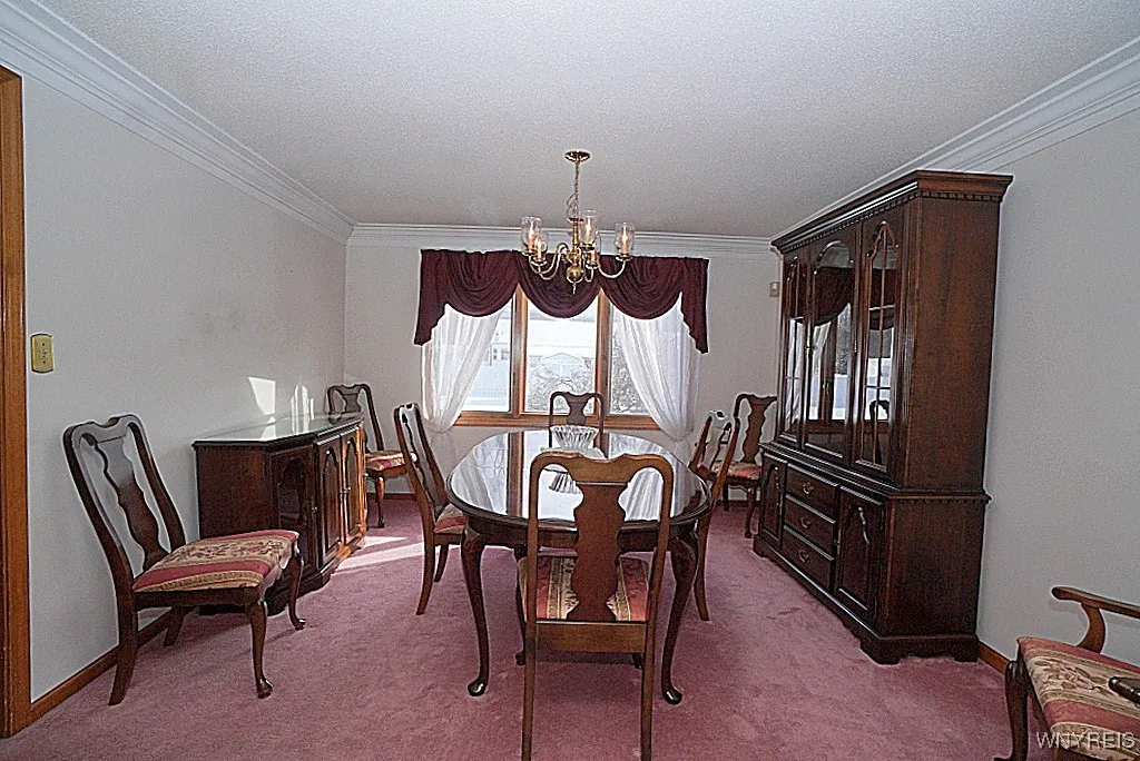 321 Daniel Drive, North Tonawanda, New York 14120, North Tonawanda, New York 14120, 4 Bedrooms Bedrooms, 8 Rooms Rooms,2 BathroomsBathrooms,Residential,Closed,321 Daniel Drive, North Tonawanda, New York 14120,0,B1582490