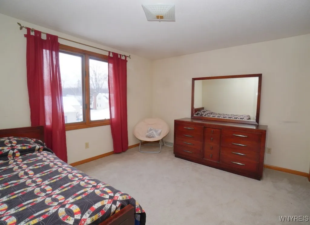 321 Daniel Drive, North Tonawanda, New York 14120, North Tonawanda, New York 14120, 4 Bedrooms Bedrooms, 8 Rooms Rooms,2 BathroomsBathrooms,Residential,Closed,321 Daniel Drive, North Tonawanda, New York 14120,0,B1582490