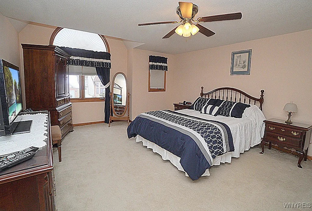 321 Daniel Drive, North Tonawanda, New York 14120, North Tonawanda, New York 14120, 4 Bedrooms Bedrooms, 8 Rooms Rooms,2 BathroomsBathrooms,Residential,Closed,321 Daniel Drive, North Tonawanda, New York 14120,0,B1582490