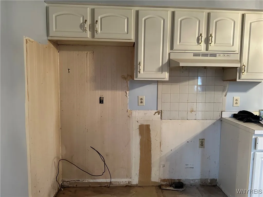 3971 Autumnway Lane, Hamburg, New York 14075, Hamburg, New York 14075, 3 Bedrooms Bedrooms, 6 Rooms Rooms,1 BathroomBathrooms,Residential,Closed,3971 Autumnway Lane, Hamburg, New York 14075,0,B1582551