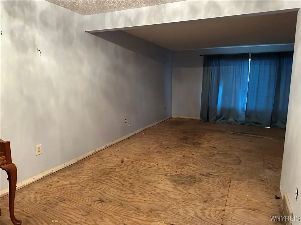 3971 Autumnway Lane, Hamburg, New York 14075, Hamburg, New York 14075, 3 Bedrooms Bedrooms, 6 Rooms Rooms,1 BathroomBathrooms,Residential,Closed,3971 Autumnway Lane, Hamburg, New York 14075,0,B1582551