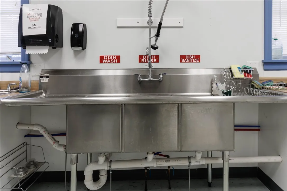 248 West Avenue, Clarkson, New York 14420, Clarkson, New York 14420, 4 Bedrooms Bedrooms, 10 Rooms Rooms,Residential,For Sale,248 West Avenue, Clarkson, New York 14420,0,R1580795