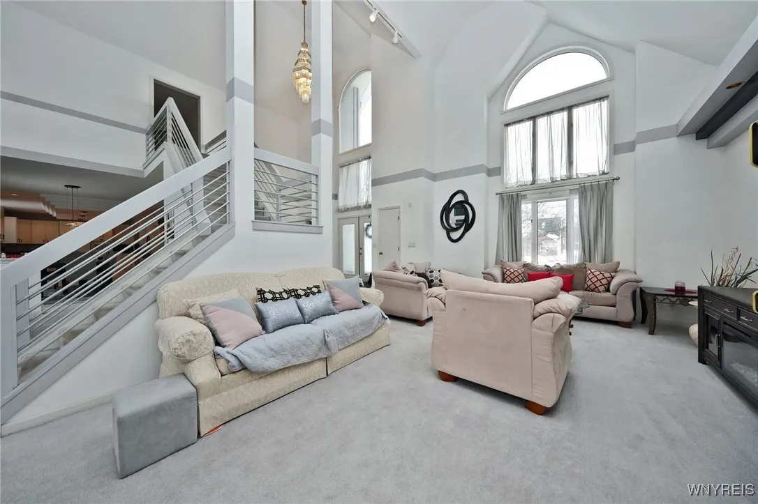 21 Lakeridge Drive, Orchard Park, New York 14127, Orchard Park, New York 14127, 3 Bedrooms Bedrooms, 12 Rooms Rooms,2 BathroomsBathrooms,Residential,Closed,21 Lakeridge Drive, Orchard Park, New York 14127,0,B1582606