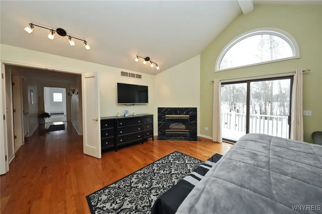 21 Lakeridge Drive, Orchard Park, New York 14127, Orchard Park, New York 14127, 3 Bedrooms Bedrooms, 12 Rooms Rooms,2 BathroomsBathrooms,Residential,Closed,21 Lakeridge Drive, Orchard Park, New York 14127,0,B1582606