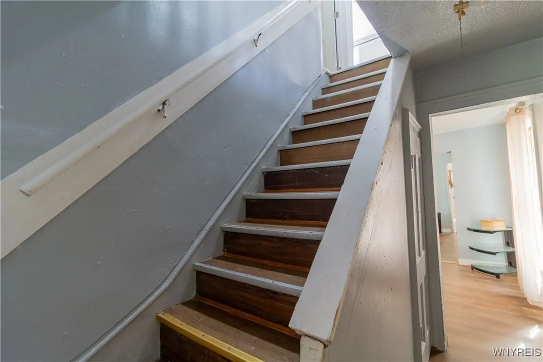 1069 West Avenue, Buffalo, New York 14213, Buffalo, New York 14213, 3 Bedrooms Bedrooms, 8 Rooms Rooms,1 BathroomBathrooms,Residential,Closed,1069 West Avenue, Buffalo, New York 14213,0,B1582070