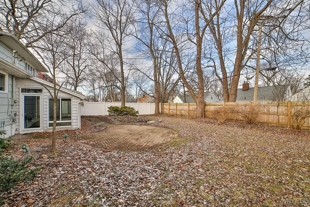 1525 Red Jacket Road, Grand Island, New York 14072, Grand Island, New York 14072, 3 Bedrooms Bedrooms, 11 Rooms Rooms,1 BathroomBathrooms,Residential,Closed,1525 Red Jacket Road, Grand Island, New York 14072,0,B1579205