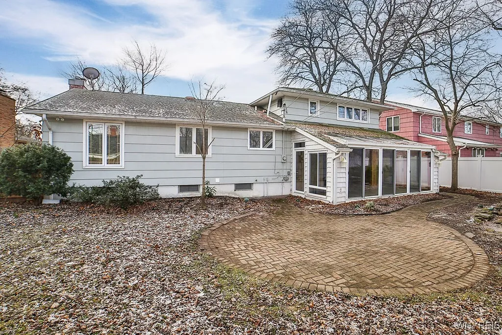1525 Red Jacket Road, Grand Island, New York 14072, Grand Island, New York 14072, 3 Bedrooms Bedrooms, 11 Rooms Rooms,1 BathroomBathrooms,Residential,Closed,1525 Red Jacket Road, Grand Island, New York 14072,0,B1579205