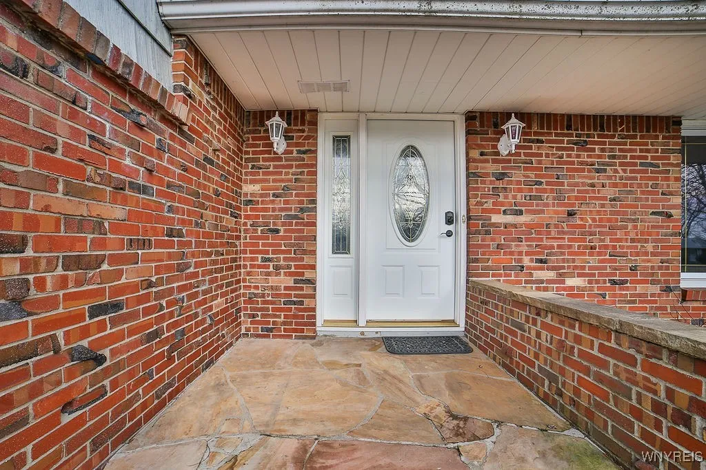 1525 Red Jacket Road, Grand Island, New York 14072, Grand Island, New York 14072, 3 Bedrooms Bedrooms, 11 Rooms Rooms,1 BathroomBathrooms,Residential,Closed,1525 Red Jacket Road, Grand Island, New York 14072,0,B1579205