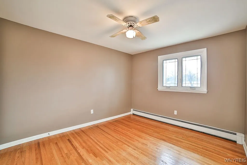1525 Red Jacket Road, Grand Island, New York 14072, Grand Island, New York 14072, 3 Bedrooms Bedrooms, 11 Rooms Rooms,1 BathroomBathrooms,Residential,Closed,1525 Red Jacket Road, Grand Island, New York 14072,0,B1579205