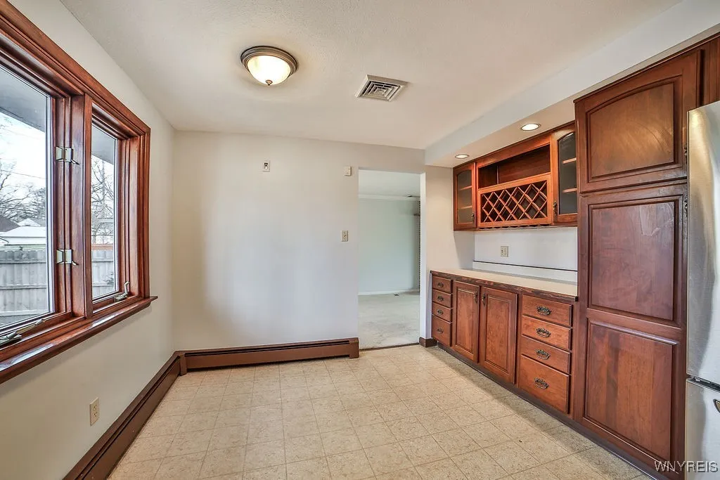 1525 Red Jacket Road, Grand Island, New York 14072, Grand Island, New York 14072, 3 Bedrooms Bedrooms, 11 Rooms Rooms,1 BathroomBathrooms,Residential,Closed,1525 Red Jacket Road, Grand Island, New York 14072,0,B1579205