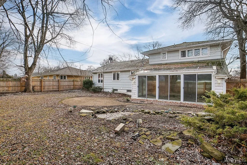 1525 Red Jacket Road, Grand Island, New York 14072, Grand Island, New York 14072, 3 Bedrooms Bedrooms, 11 Rooms Rooms,1 BathroomBathrooms,Residential,Closed,1525 Red Jacket Road, Grand Island, New York 14072,0,B1579205
