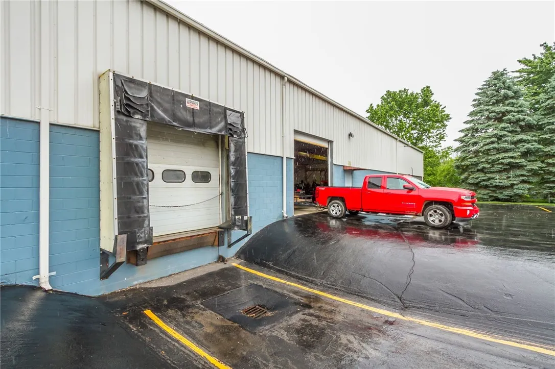 2081 Division Street, Palmyra, New York 14522, Palmyra, New York 14522, ,Commercial Lease,For Rent,2081 Division Street, Palmyra, New York 14522,R1582898