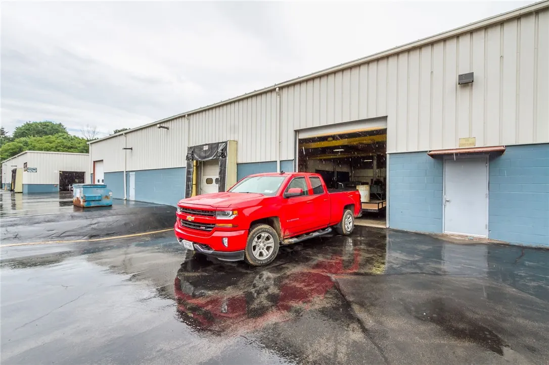 2081 Division Street, Palmyra, New York 14522, Palmyra, New York 14522, ,Commercial Lease,For Rent,2081 Division Street, Palmyra, New York 14522,R1582898