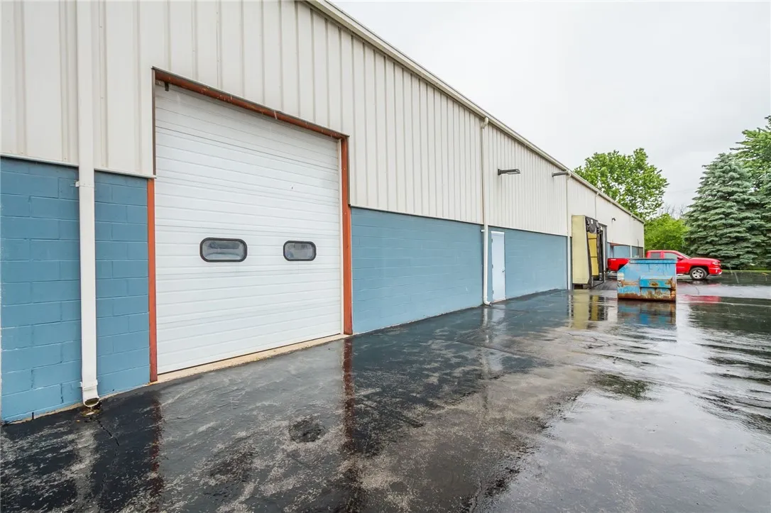2081 Division Street, Palmyra, New York 14522, Palmyra, New York 14522, ,Commercial Lease,For Rent,2081 Division Street, Palmyra, New York 14522,R1582898