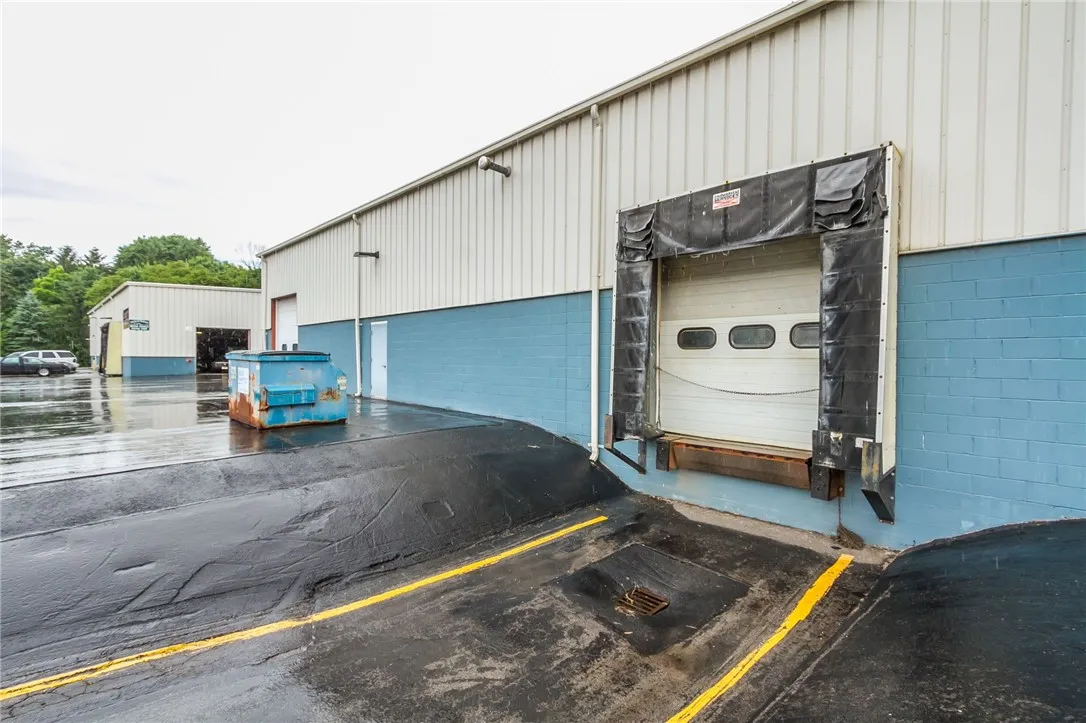 2081 Division Street, Palmyra, New York 14522, Palmyra, New York 14522, ,Commercial Lease,For Rent,2081 Division Street, Palmyra, New York 14522,R1582898