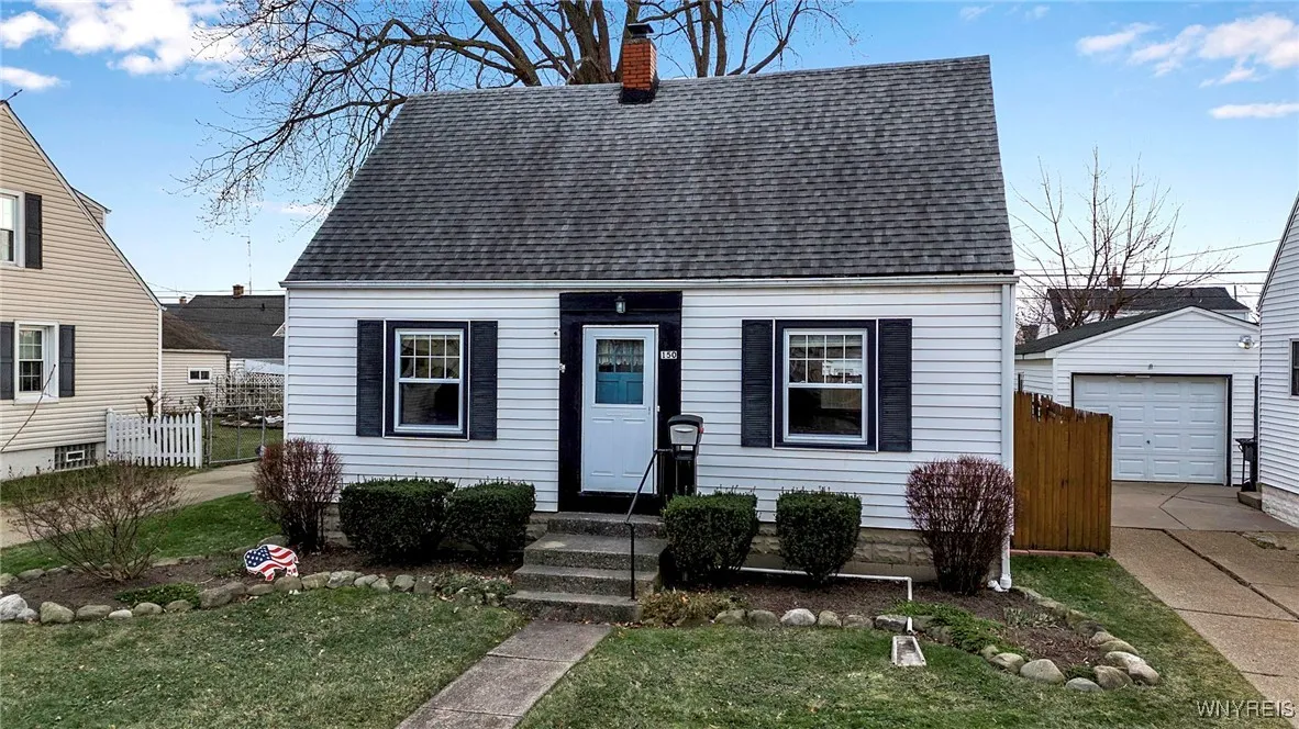 150 Keller Avenue, Tonawanda-town, New York 14217, Tonawanda, New York 14217, 3 Bedrooms Bedrooms, 7 Rooms Rooms,1 BathroomBathrooms,Residential,Closed,150 Keller Avenue, Tonawanda-town, New York 14217,0,B1583051