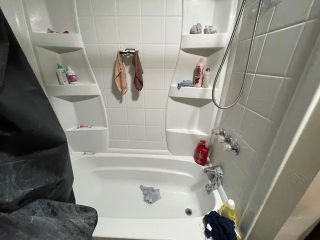 218 Wetmore Park, Rochester, New York 14606, Rochester, New York 14606, 5 Bedrooms Bedrooms, 7 Rooms Rooms,1 BathroomBathrooms,Residential,Closed,218 Wetmore Park, Rochester, New York 14606,0,R1582825