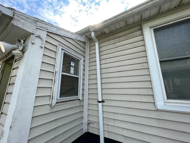 218 Wetmore Park, Rochester, New York 14606, Rochester, New York 14606, 5 Bedrooms Bedrooms, 7 Rooms Rooms,1 BathroomBathrooms,Residential,Closed,218 Wetmore Park, Rochester, New York 14606,0,R1582825