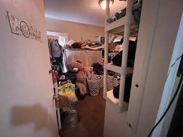 218 Wetmore Park, Rochester, New York 14606, Rochester, New York 14606, 5 Bedrooms Bedrooms, 7 Rooms Rooms,1 BathroomBathrooms,Residential,Closed,218 Wetmore Park, Rochester, New York 14606,0,R1582825