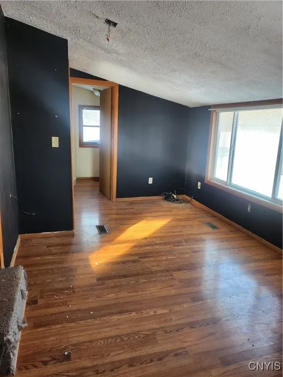 4057 Wilson Road East, Annsville, New York 13471, Annsville, New York 13471, 4 Bedrooms Bedrooms, 8 Rooms Rooms,2 BathroomsBathrooms,Residential,For Sale,4057 Wilson Road East, Annsville, New York 13471,S1583064