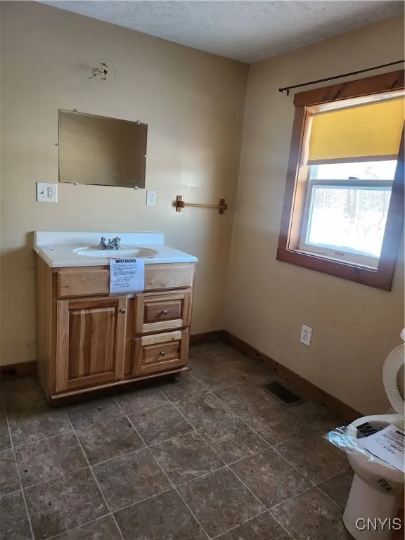 4057 Wilson Road East, Annsville, New York 13471, Annsville, New York 13471, 4 Bedrooms Bedrooms, 8 Rooms Rooms,2 BathroomsBathrooms,Residential,For Sale,4057 Wilson Road East, Annsville, New York 13471,S1583064