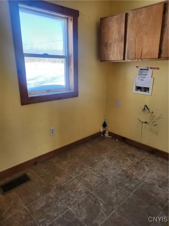 4057 Wilson Road East, Annsville, New York 13471, Annsville, New York 13471, 4 Bedrooms Bedrooms, 8 Rooms Rooms,2 BathroomsBathrooms,Residential,For Sale,4057 Wilson Road East, Annsville, New York 13471,S1583064