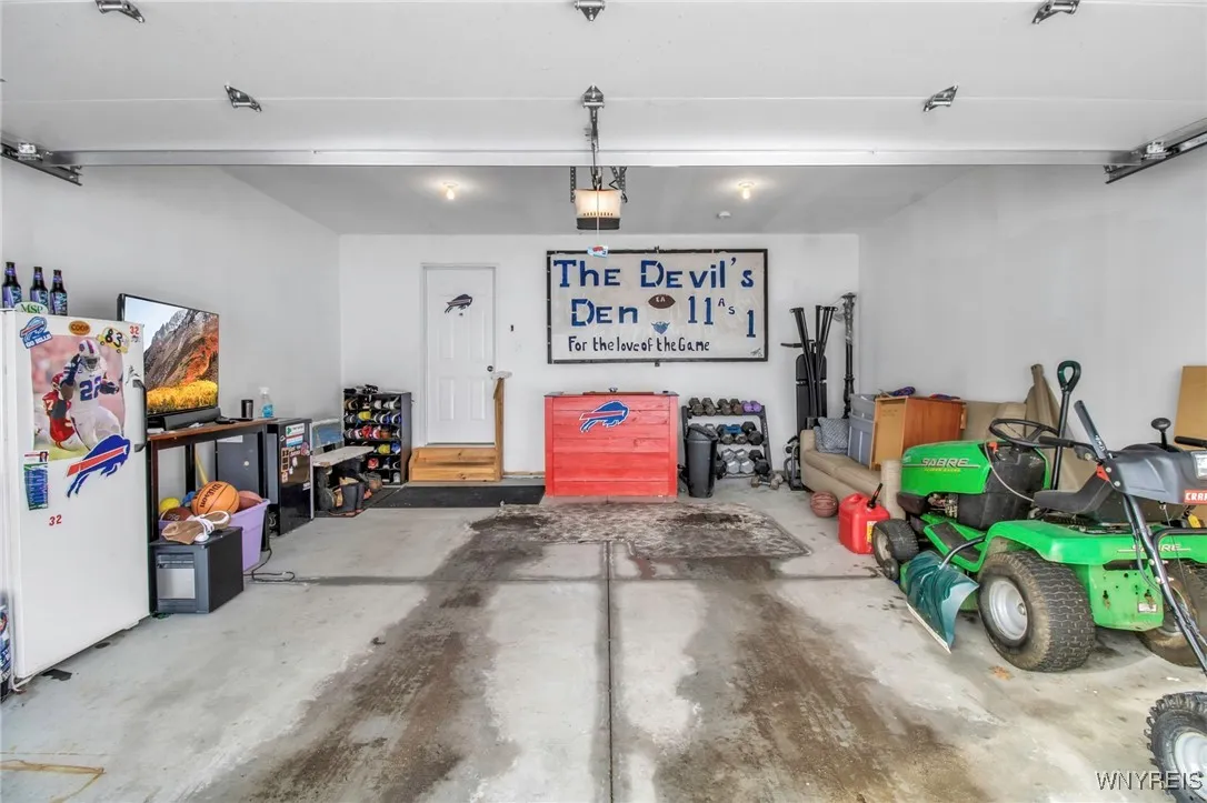 385 Mill Road, Aurora, New York 14052, Aurora, New York 14052, 3 Bedrooms Bedrooms, 9 Rooms Rooms,2 BathroomsBathrooms,Residential,Closed,385 Mill Road, Aurora, New York 14052,0,B1583161