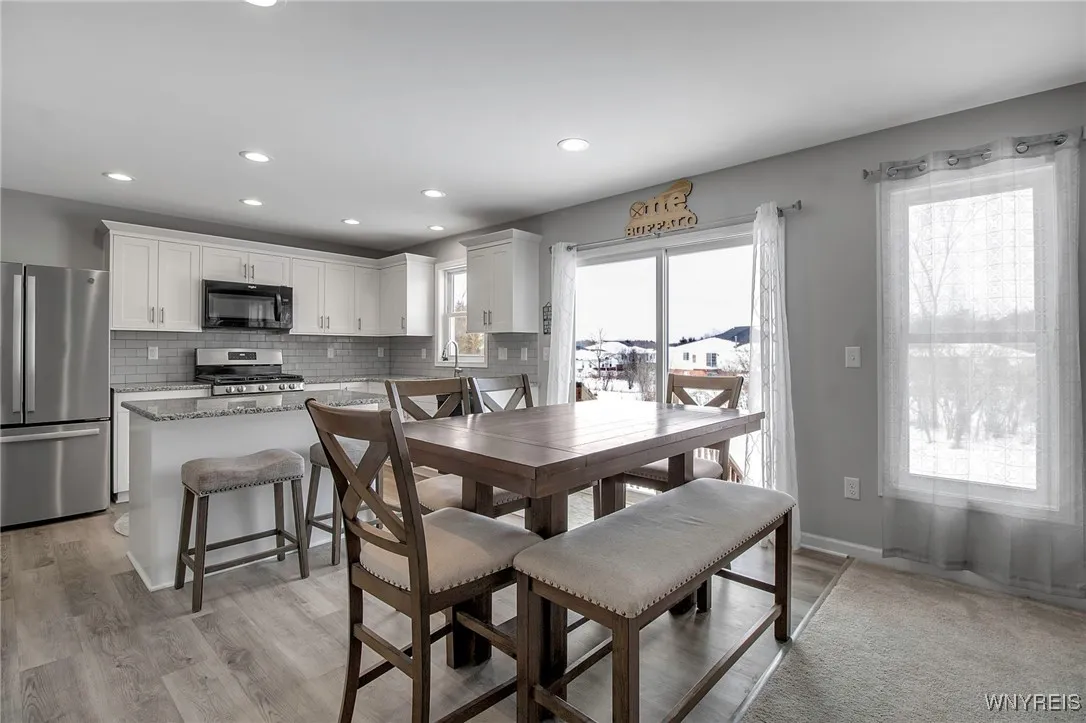 385 Mill Road, Aurora, New York 14052, Aurora, New York 14052, 3 Bedrooms Bedrooms, 9 Rooms Rooms,2 BathroomsBathrooms,Residential,Closed,385 Mill Road, Aurora, New York 14052,0,B1583161