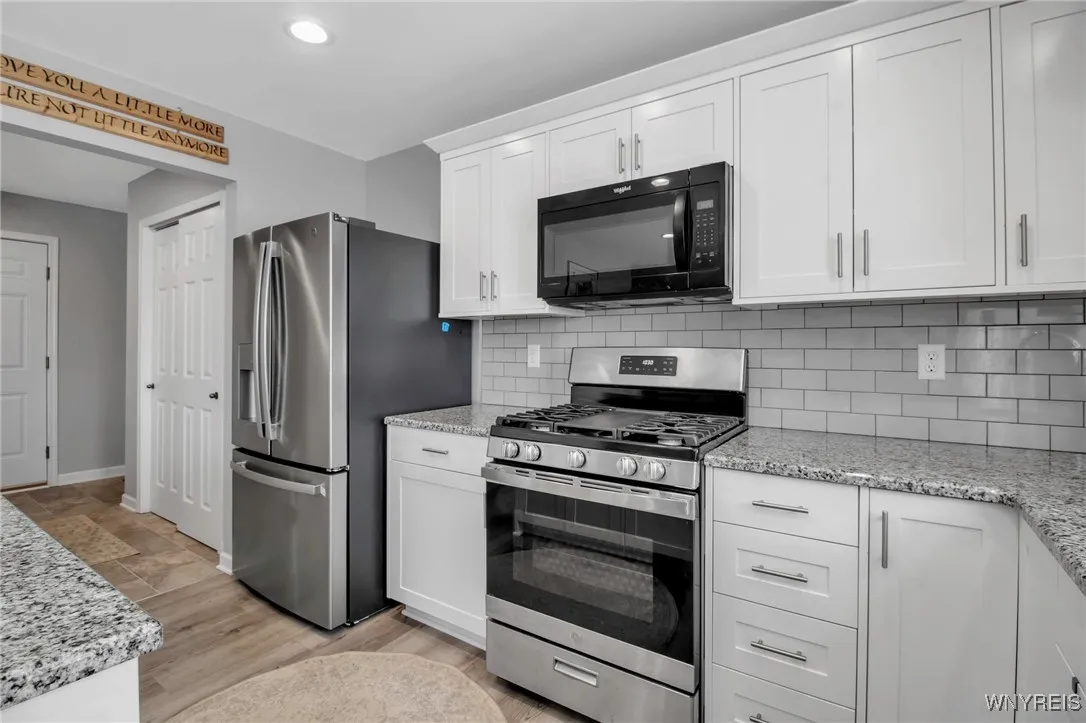 385 Mill Road, Aurora, New York 14052, Aurora, New York 14052, 3 Bedrooms Bedrooms, 9 Rooms Rooms,2 BathroomsBathrooms,Residential,Closed,385 Mill Road, Aurora, New York 14052,0,B1583161