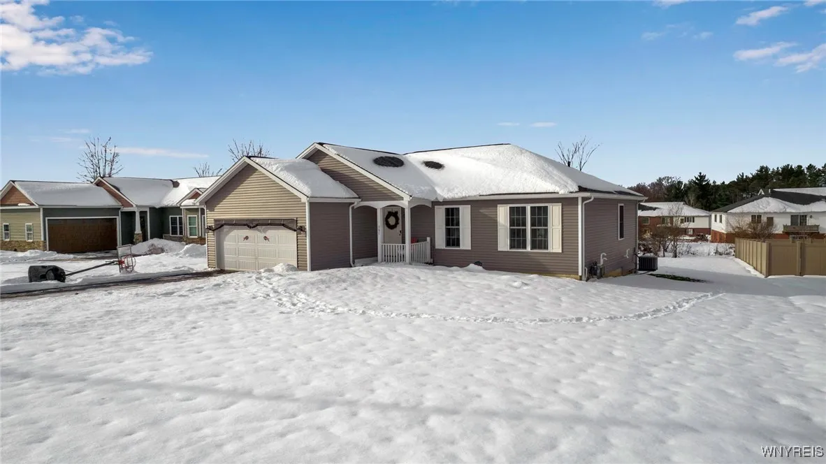 385 Mill Road, Aurora, New York 14052, Aurora, New York 14052, 3 Bedrooms Bedrooms, 9 Rooms Rooms,2 BathroomsBathrooms,Residential,Closed,385 Mill Road, Aurora, New York 14052,0,B1583161