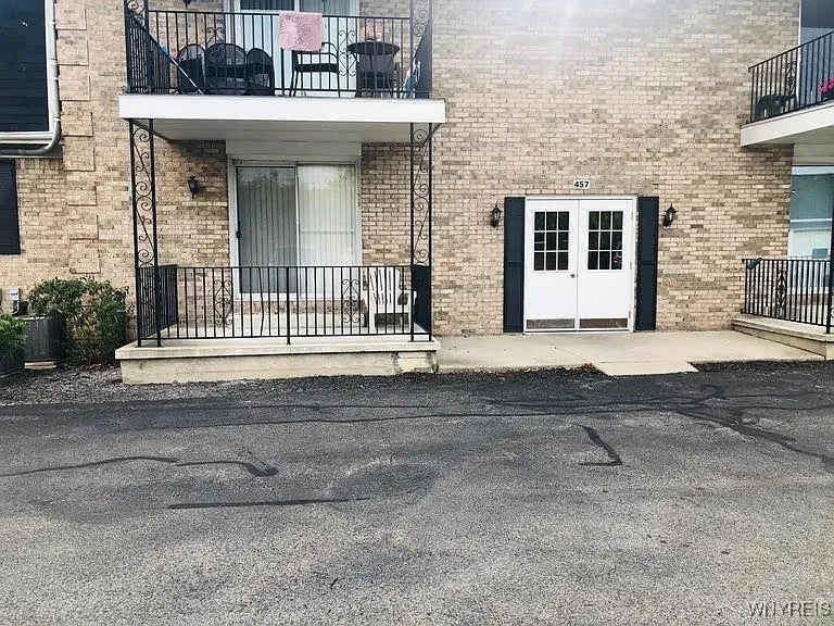 457 Unit C Burroughs Drive C, Amherst, New York 14, Amherst, New York 14226, 2 Bedrooms Bedrooms, 5 Rooms Rooms,1 BathroomBathrooms,Residential Lease,Closed,457 Unit C Burroughs Drive C, Amherst, New York 14,0,B1583217