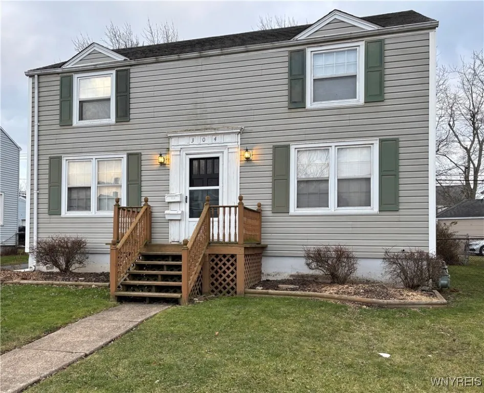 304 Wabash Avenue Right, Tonawanda-town, New York, Tonawanda, New York 14217, 2 Bedrooms Bedrooms, 5 Rooms Rooms,1 BathroomBathrooms,Residential Lease,Closed,304 Wabash Avenue Right, Tonawanda-town, New York ,0,B1583218
