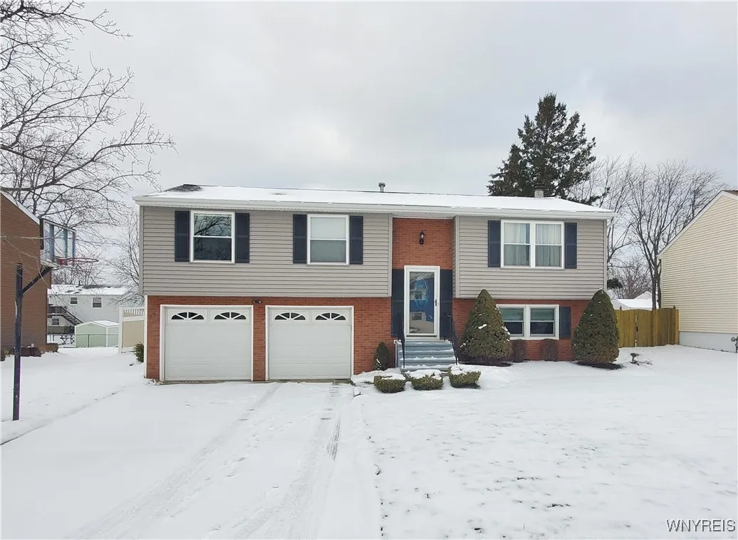 264 Oakbrook Drive, West Seneca, New York 14224, West Seneca, New York 14224, 3 Bedrooms Bedrooms, 8 Rooms Rooms,1 BathroomBathrooms,Residential,Closed,264 Oakbrook Drive, West Seneca, New York 14224,0,B1583003