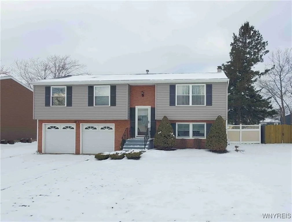 264 Oakbrook Drive, West Seneca, New York 14224, West Seneca, New York 14224, 3 Bedrooms Bedrooms, 8 Rooms Rooms,1 BathroomBathrooms,Residential,Closed,264 Oakbrook Drive, West Seneca, New York 14224,0,B1583003