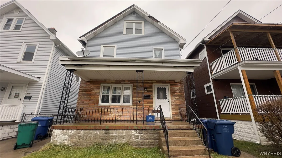 140 Philadelphia Street, Buffalo, New York 14207, Buffalo, New York 14207, 3 Bedrooms Bedrooms, 8 Rooms Rooms,1 BathroomBathrooms,Residential Lease,Closed,140 Philadelphia Street, Buffalo, New York 14207,0,B1583244