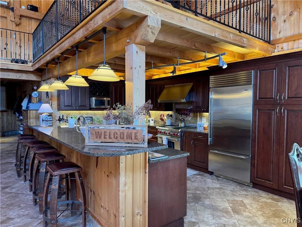 115 Hilltop Drive, Schroeppel, New York 13135, Schroeppel, New York 13135, 1 Bedroom Bedrooms, 5 Rooms Rooms,2 BathroomsBathrooms,Residential,For Sale,115 Hilltop Drive, Schroeppel, New York 13135,0,S1582275