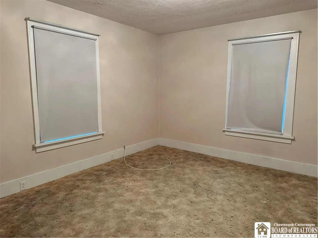 25 Hazard Parkway, Albion, New York 14411, Albion, New York 14411, 4 Bedrooms Bedrooms, 9 Rooms Rooms,1 BathroomBathrooms,Residential,Closed,25 Hazard Parkway, Albion, New York 14411,0,R1581781