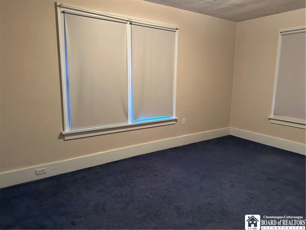 25 Hazard Parkway, Albion, New York 14411, Albion, New York 14411, 4 Bedrooms Bedrooms, 9 Rooms Rooms,1 BathroomBathrooms,Residential,Closed,25 Hazard Parkway, Albion, New York 14411,0,R1581781