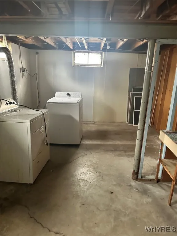 51 Dalewood Drive, Amherst, New York 14228, Amherst, New York 14228, 3 Bedrooms Bedrooms, 7 Rooms Rooms,1 BathroomBathrooms,Residential,Closed,51 Dalewood Drive, Amherst, New York 14228,0,B1583190