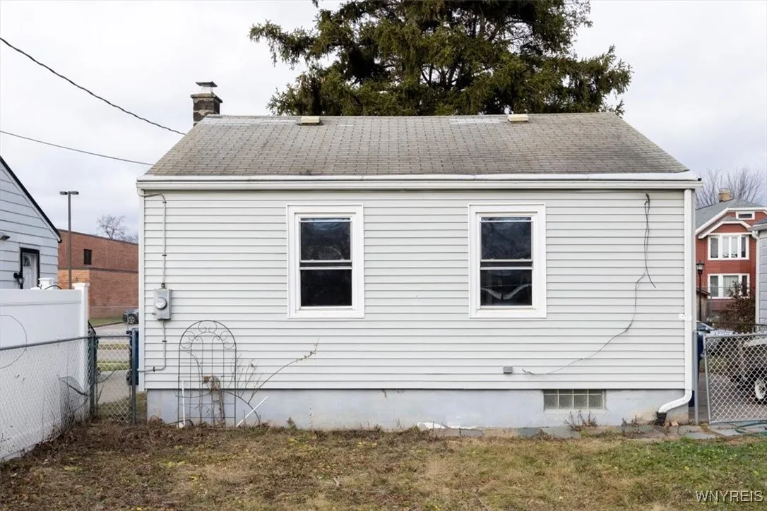 209 Saint Lawrence Avenue, Buffalo, New York 14216, Buffalo, New York 14216, 2 Bedrooms Bedrooms, 4 Rooms Rooms,1 BathroomBathrooms,Residential,Closed,209 Saint Lawrence Avenue, Buffalo, New York 14216,0,B1582255